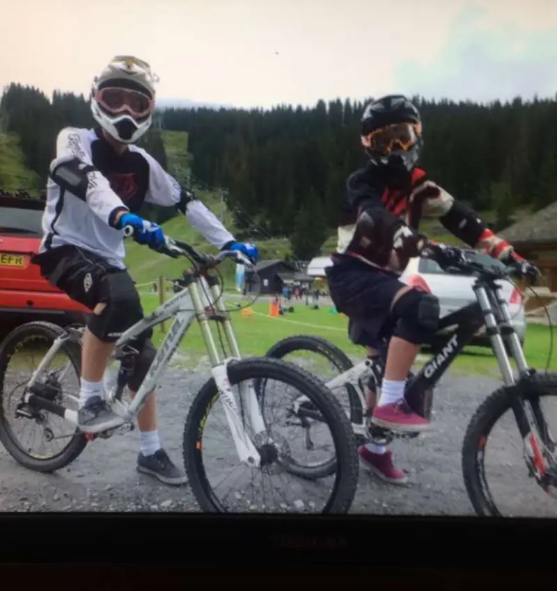 Riding out in Morzine and Les Gets!