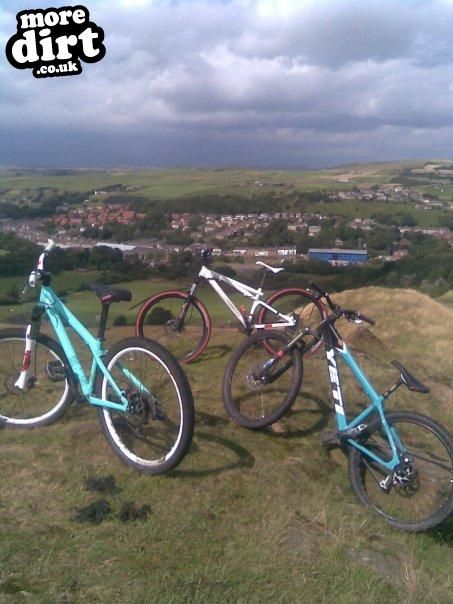 yeti commencal g.t - dj absoult tempest 1.0