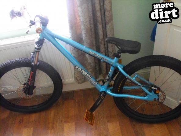 24 seven -  dark angel slacker