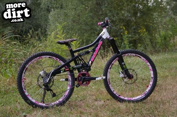 DECATLHON - Rockrider 6 FR 150 mm 