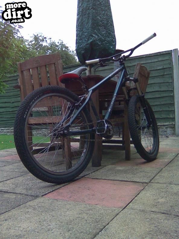 Saracen - Amplitude 1