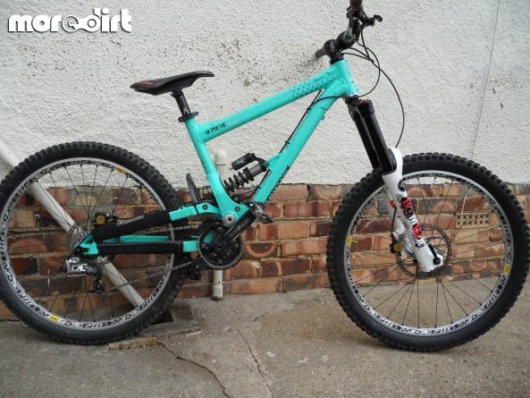 COMMENCAL - Supreme 1 09