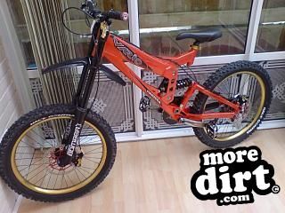 vario - harrisa team DH