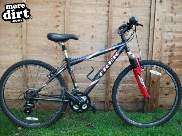 Trek - 820