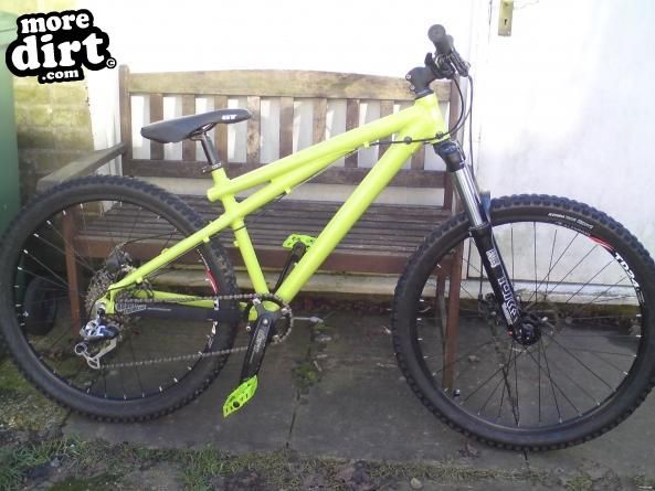 gt - chucker xs point two