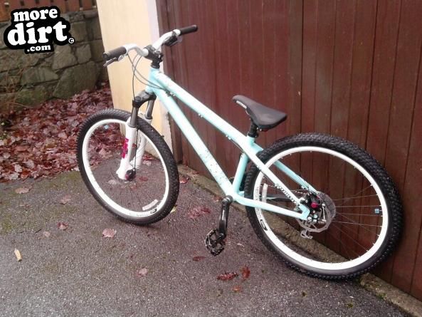 Commencal - Absoulute