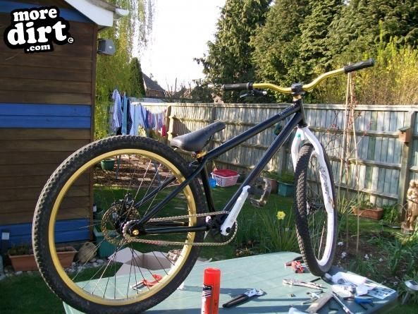 NS Bikes.co  - Traffic 09 Custom Build 