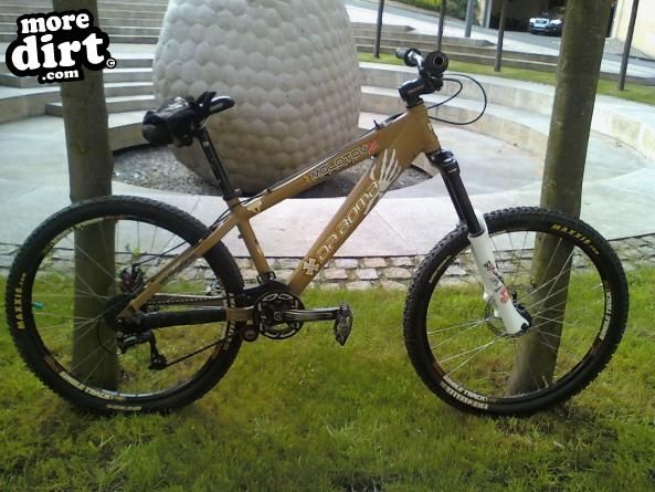 Da Bomb - Molitov 2 dual eliminator