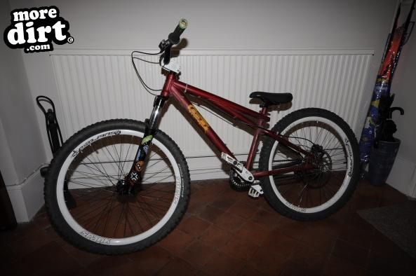 GT - chucker 2007 3.0 (custom)