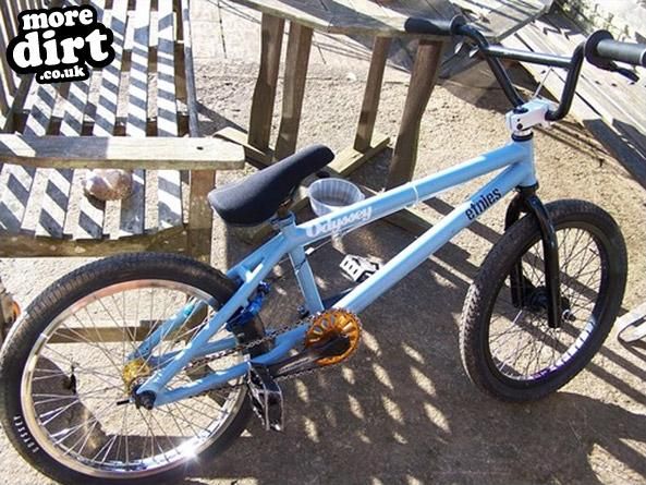 macneil - team issue