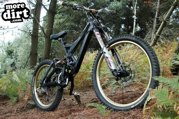 specialized - demo 8