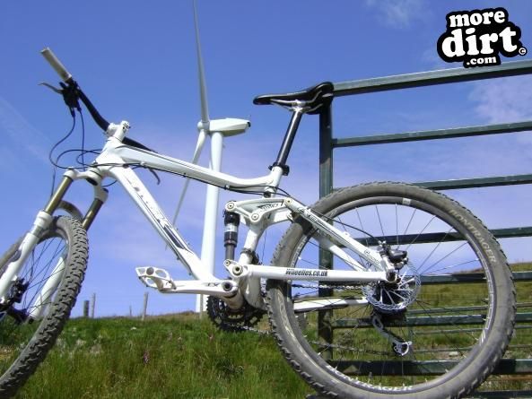 Trek - 2010 Fuel EX 8