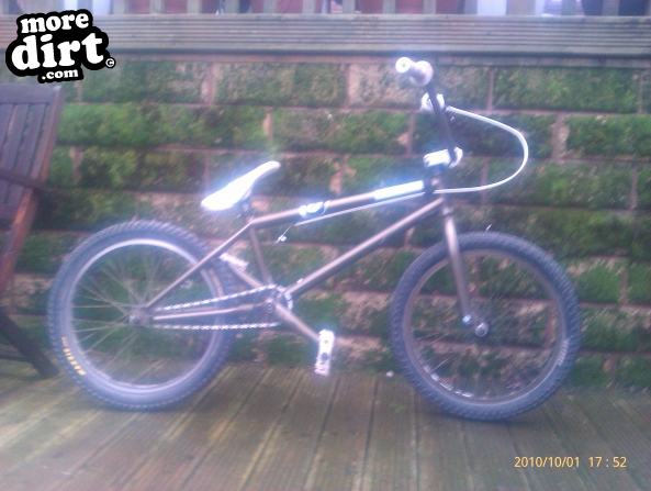 haro - forum counterpart lite