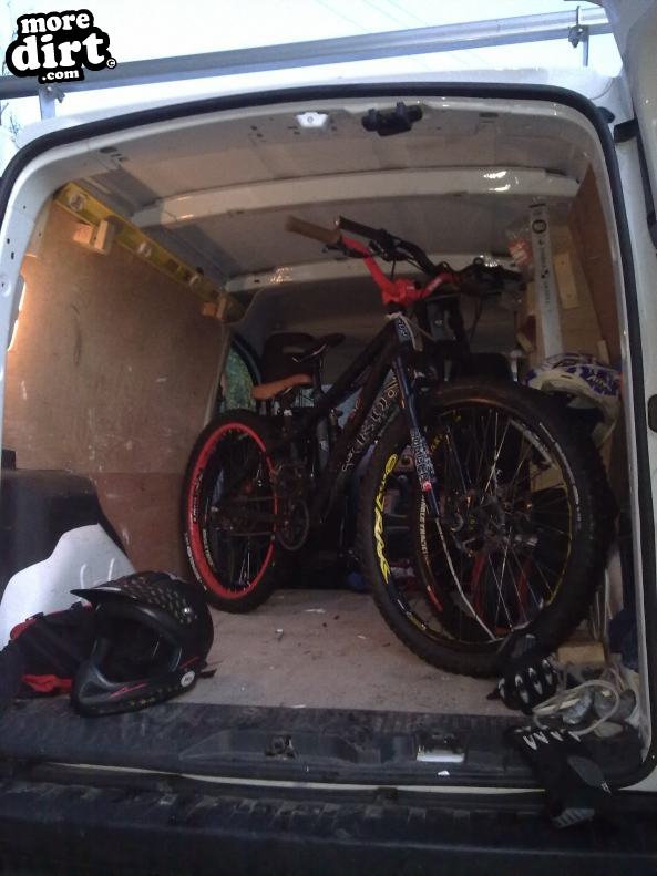 Mondraker - Quarter II