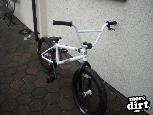 Premium - Three Ring