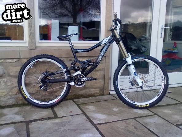 Rocky Mountain - Flateline Gully SE