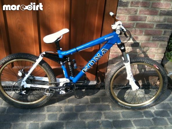 Kona  - Stinky Custom