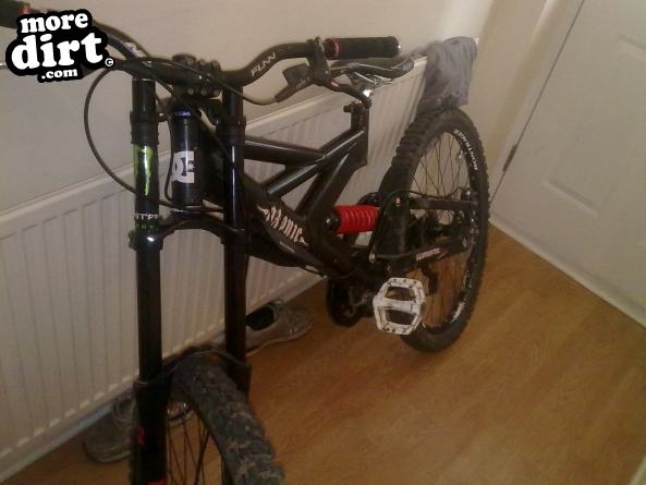 azonic  - eliminator 2