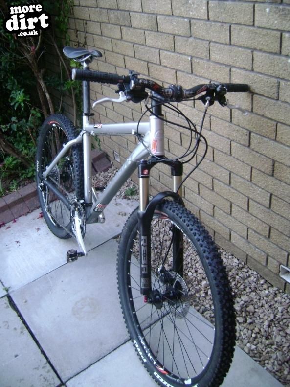 giant - xtc 4.5 (decals sprayed over)