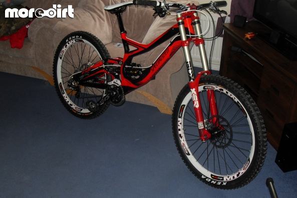 specialized - demo 8 2012