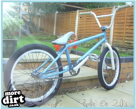 Twenty - French Kiss