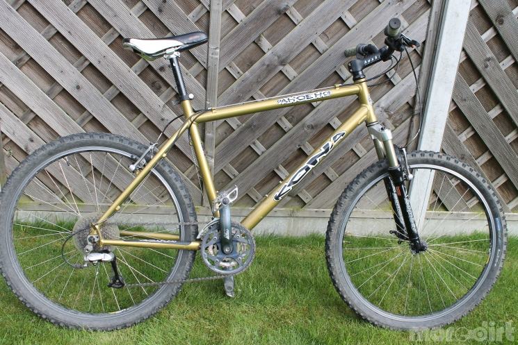 Kona - Pahoehoe 2001