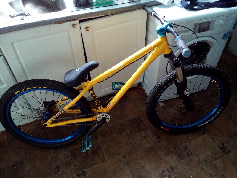 Commencal - Absolute chromo