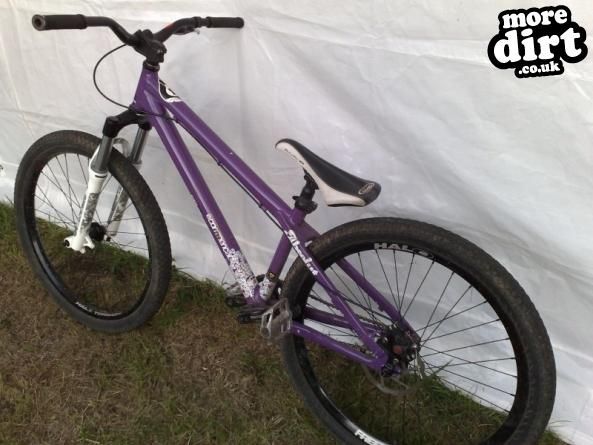 Commencal  - Absolut