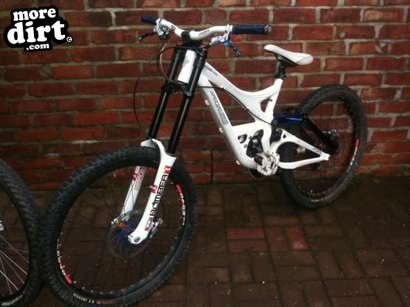 Specialized - Demo 7