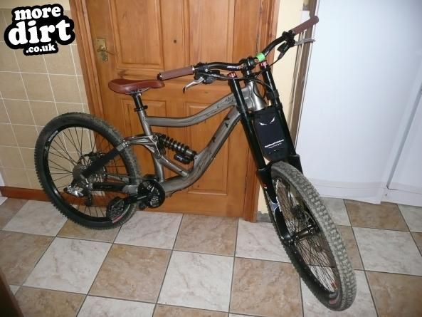 Specialized - Big Hit 2