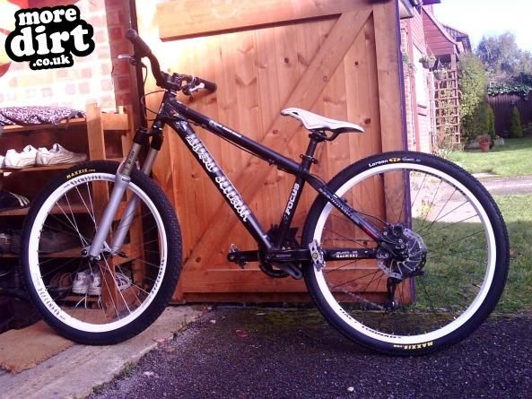 Focus - Dirt Decision 9.9