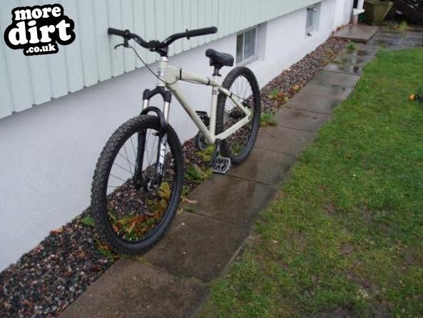 AA - Mongoose Fireball