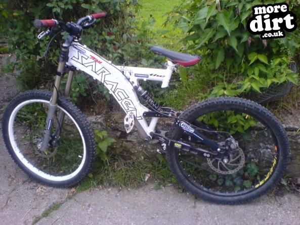 Team saracen/Risse racing technology - Addiction 2000