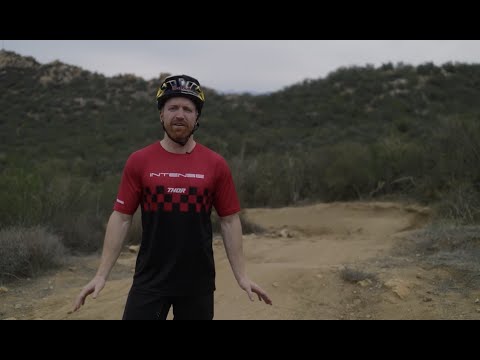 Aaron Gwin Teaches You How to Corner With Your Eyes