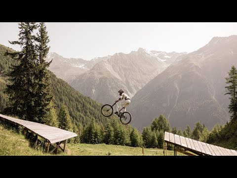 Troy Brosnan testing the new DH track at Sölden Bike Park in Austria