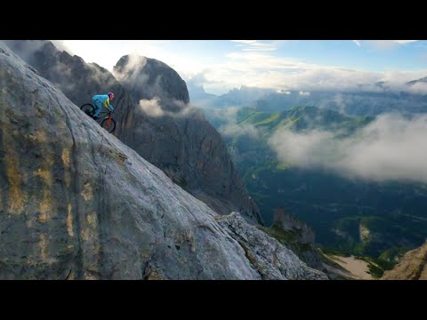 Ridgeline IV - The Dolomites with Gee Atherton