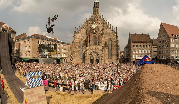 Red Bull District Ride: the Documentary