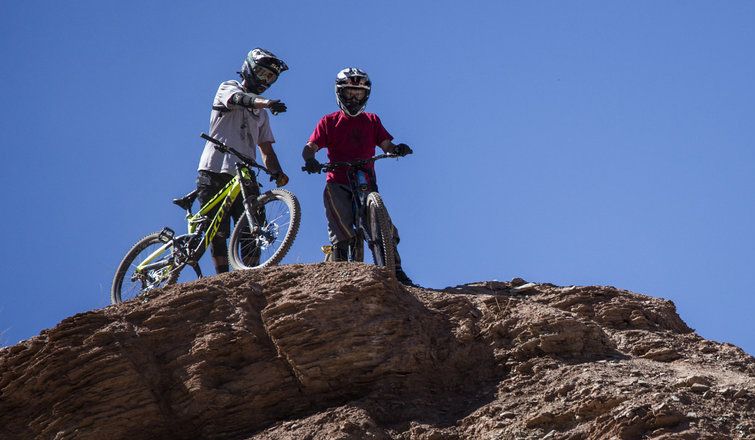 Teamwork makes the dream work at Red Bull Rampage