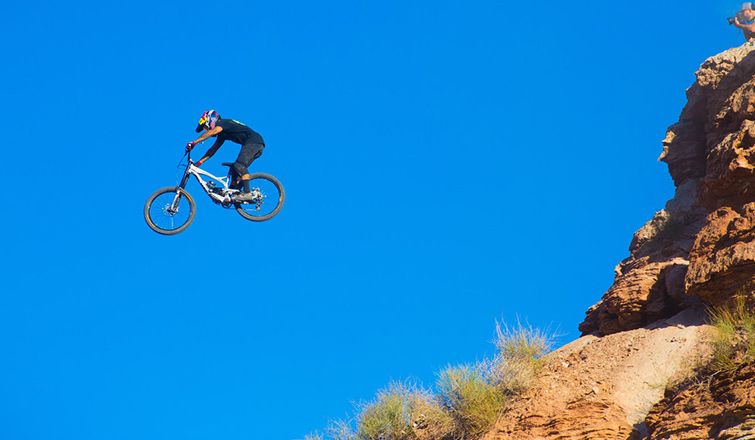 Agassiz and Lacondeguy Launch 76-Foot Cliff Drop