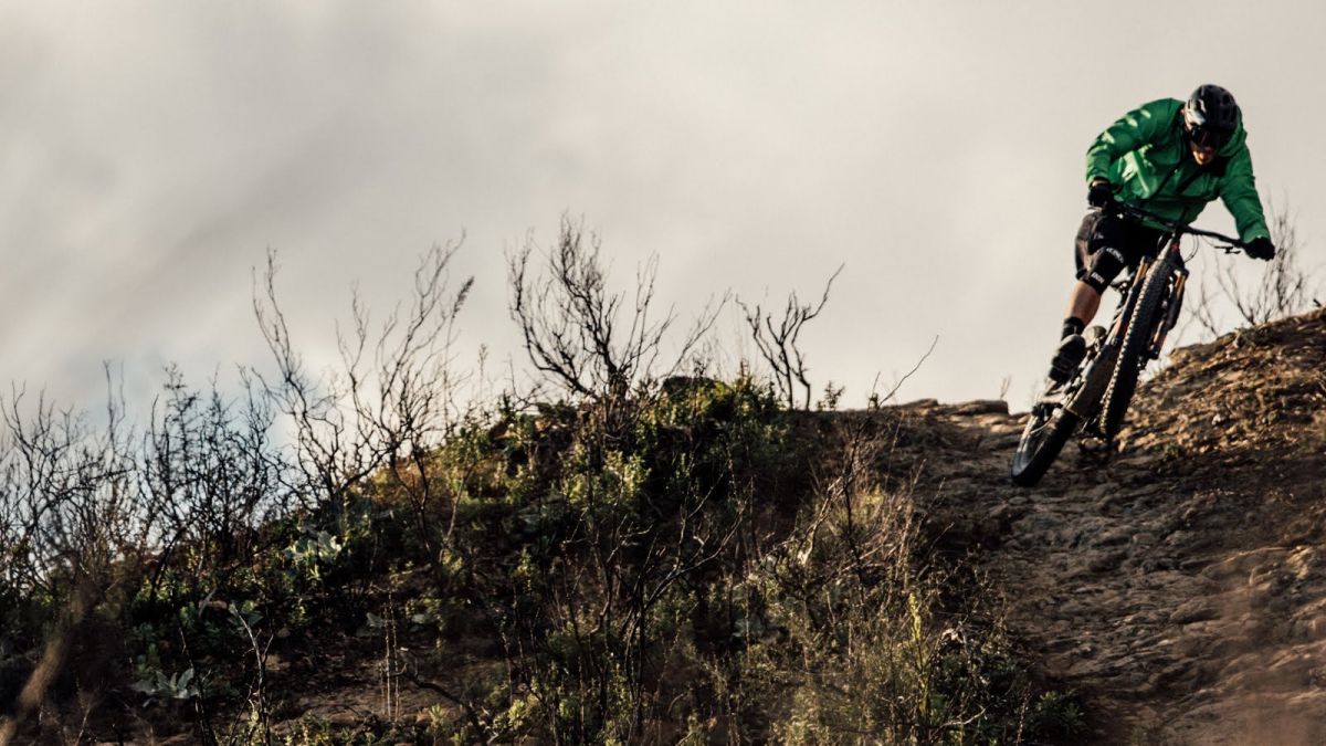 Matt Hunter Rides the Specialized Turbo Levo FSR