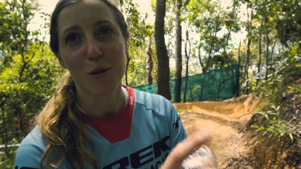 Trek Factory Racing Dailies: 2016 - Cairns - DH Practise