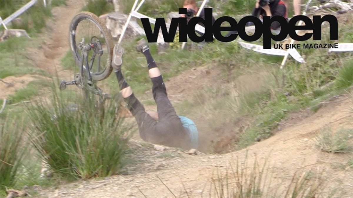 Trackside - 2016 British Downhill Series Rhyd Y Felin, Wales