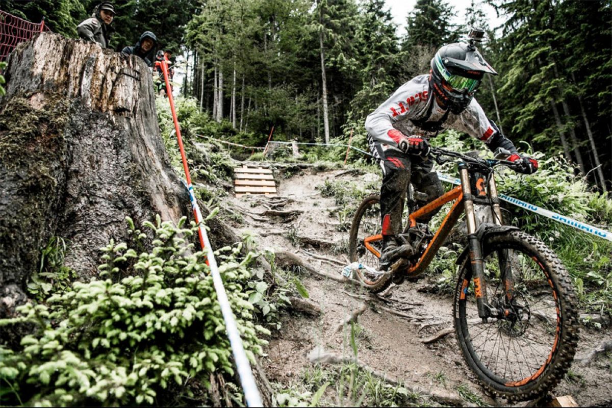 See the course preview carnage unfold in Leogang