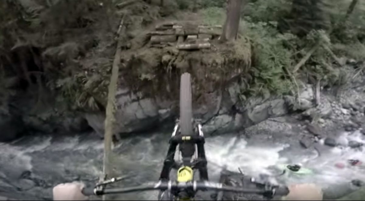 Rémy Métailler Gaps Over Whitewater Kayakers!