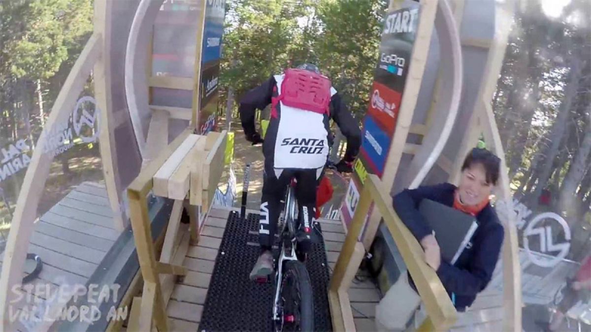 Peaty's Last World Cup DH Helmet Cam