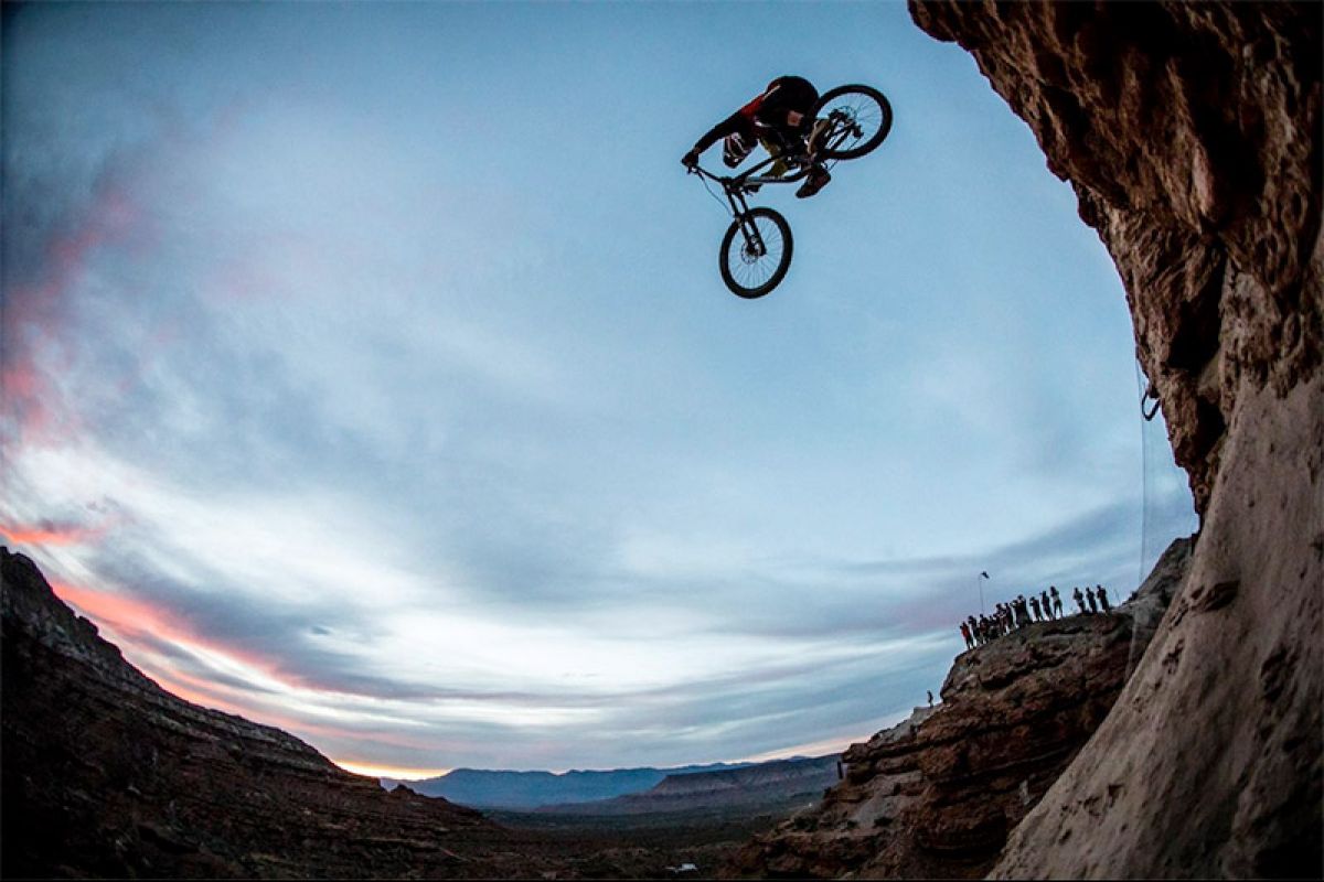 Testing Lines and Sending Gaps at Rampage 2016