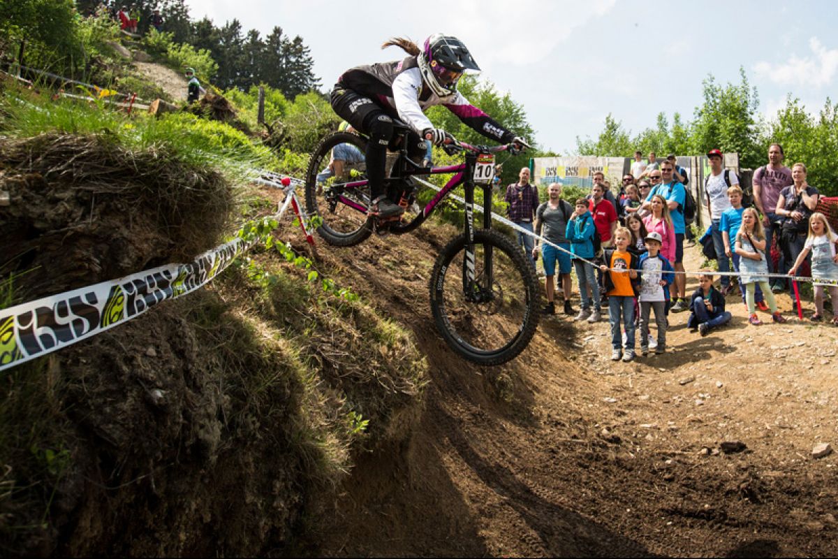 iXS Downhill Cup Agenda 2017