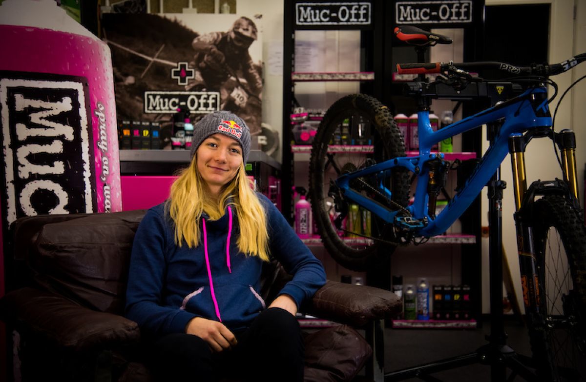 Tahnee Seagrave & FMD Racing head to Okeford Hill Bike Park