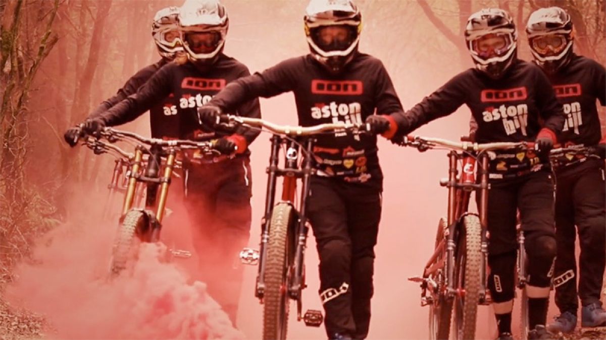 Team Aston Hill: Grassroots Racing