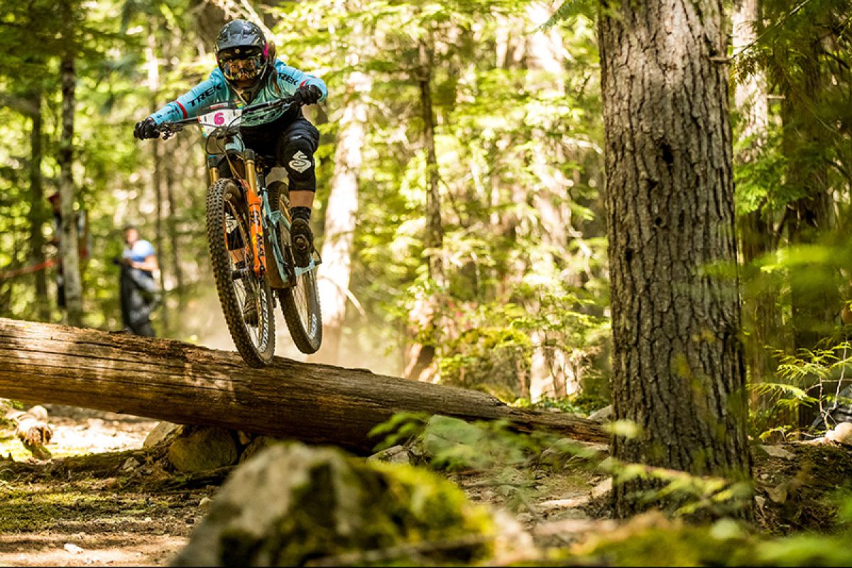 Red Bull Foxhunt Returns with a Twist - Katy Winton joins Rachel Atherton